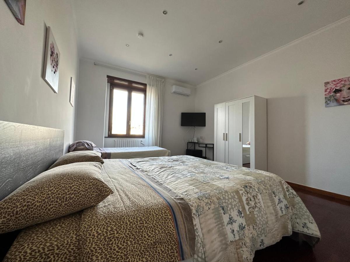 Bruno House Bed & Breakfast Napoli Bagian luar foto