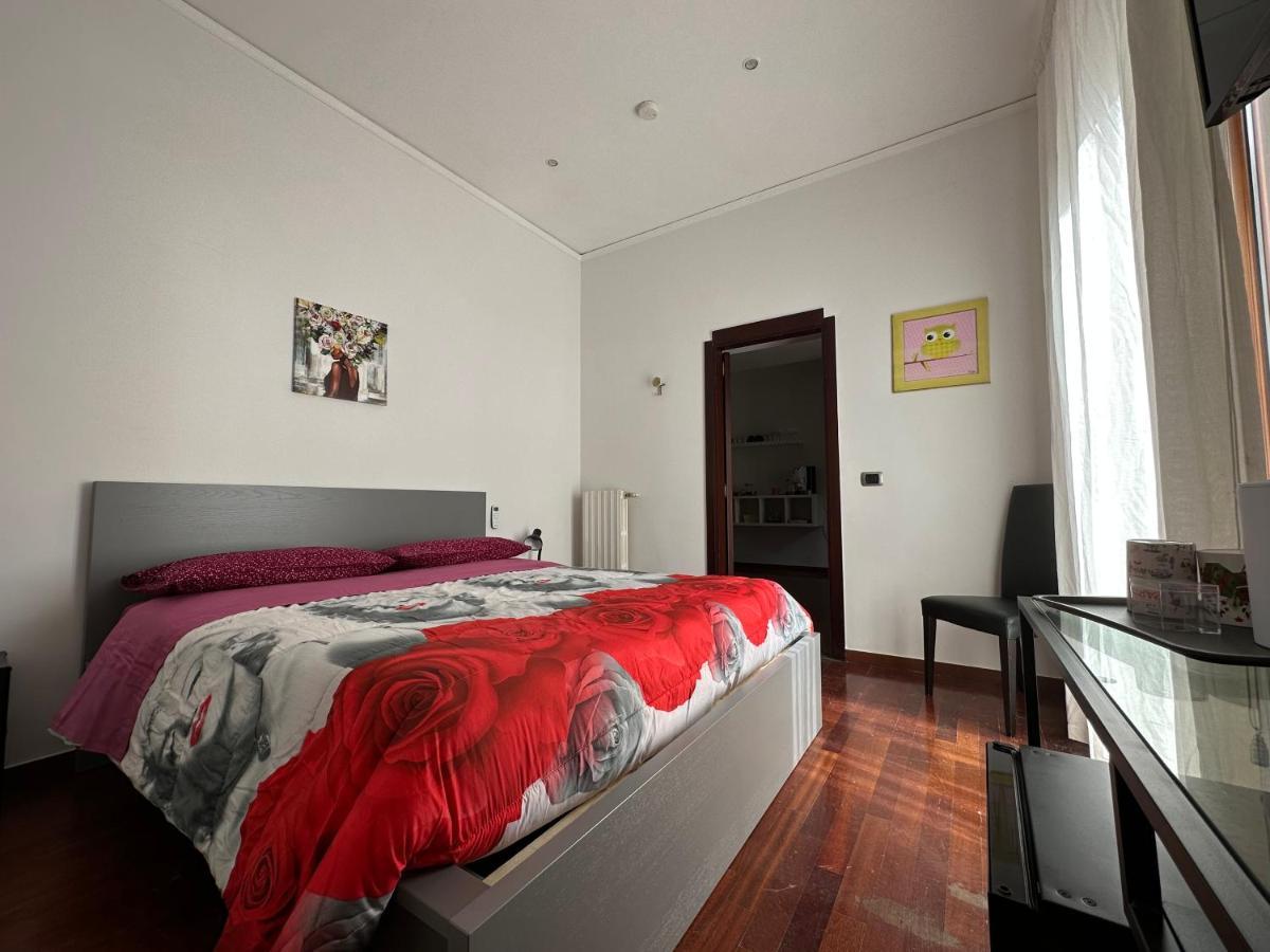 Bruno House Bed & Breakfast Napoli Bagian luar foto