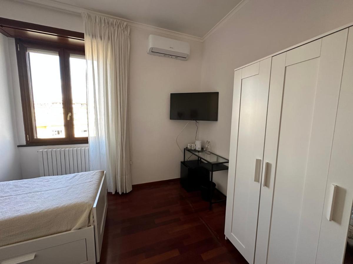 Bruno House Bed & Breakfast Napoli Bagian luar foto
