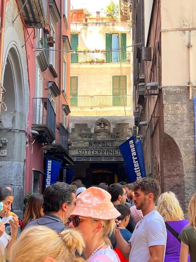 Bruno House Bed & Breakfast Napoli Bagian luar foto