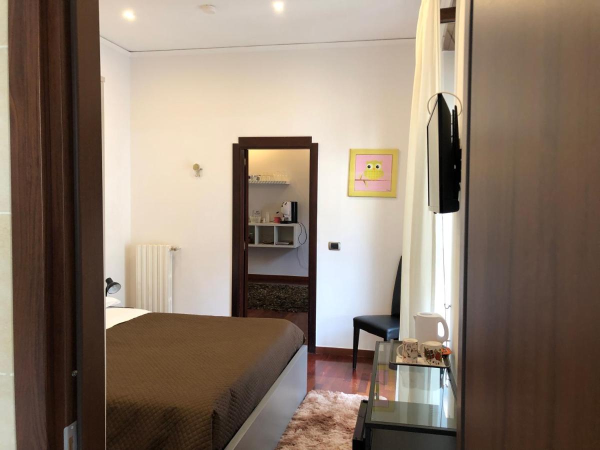 Bruno House Bed & Breakfast Napoli Bagian luar foto