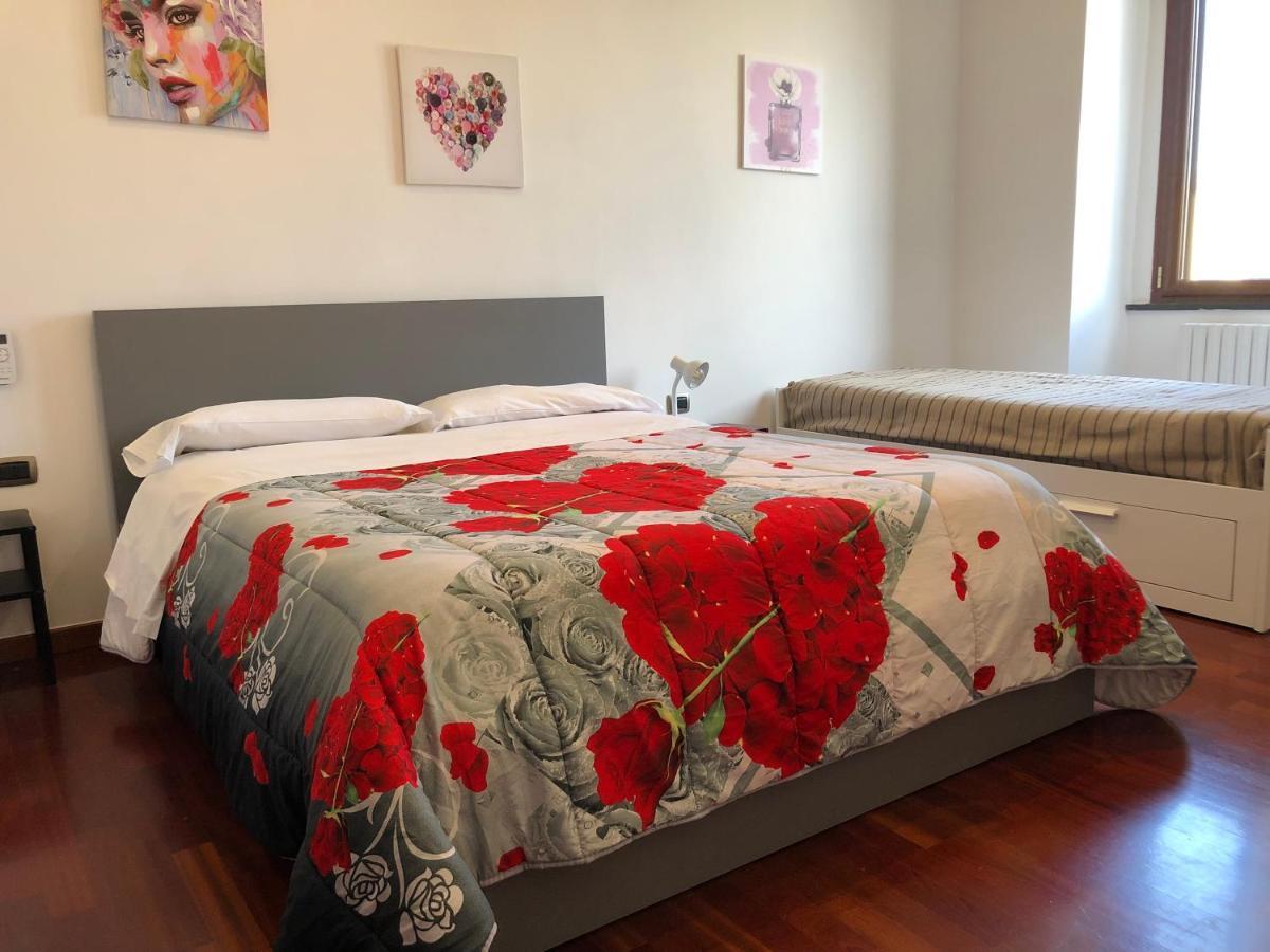Bruno House Bed & Breakfast Napoli Bagian luar foto