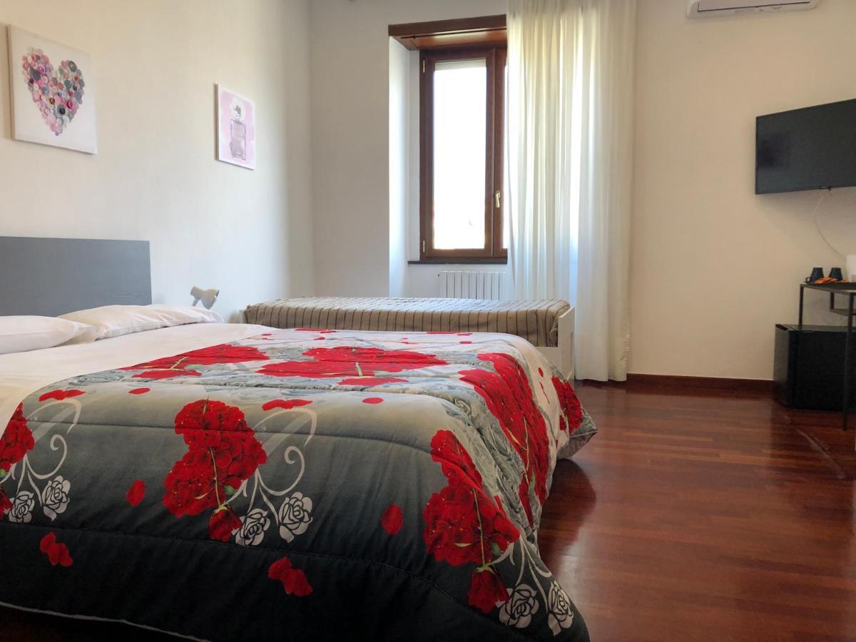 Bruno House Bed & Breakfast Napoli Bagian luar foto