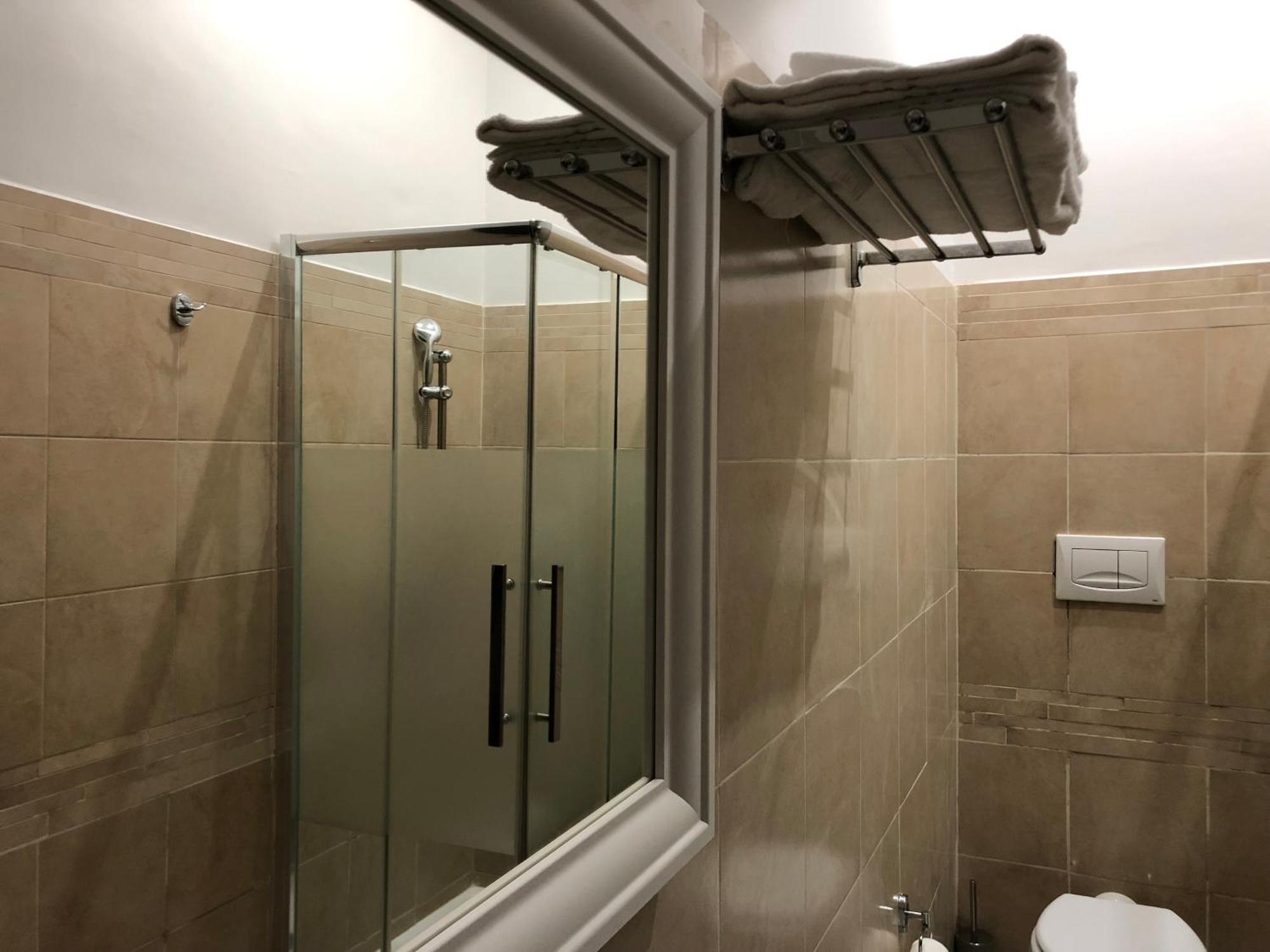 Bruno House Bed & Breakfast Napoli Bagian luar foto